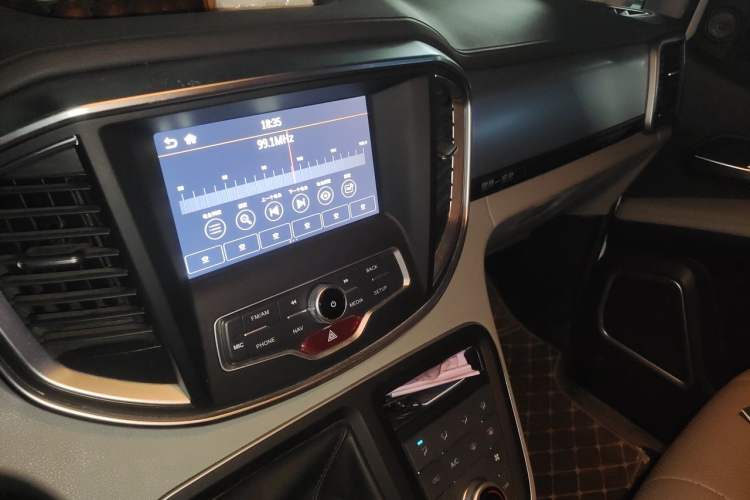 Used JAC Refine M4 2019 Business Series 2.0L Manual - China VI Standard Audio And AC Panel