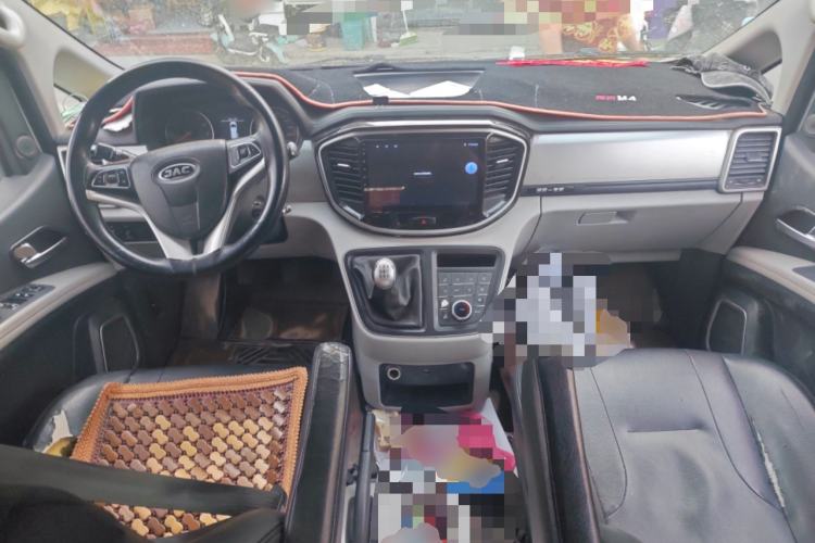 Used JAC Refine M4 2019 Joyful Series 2.0L Manual Comfort Model China VI Standard Center Console
