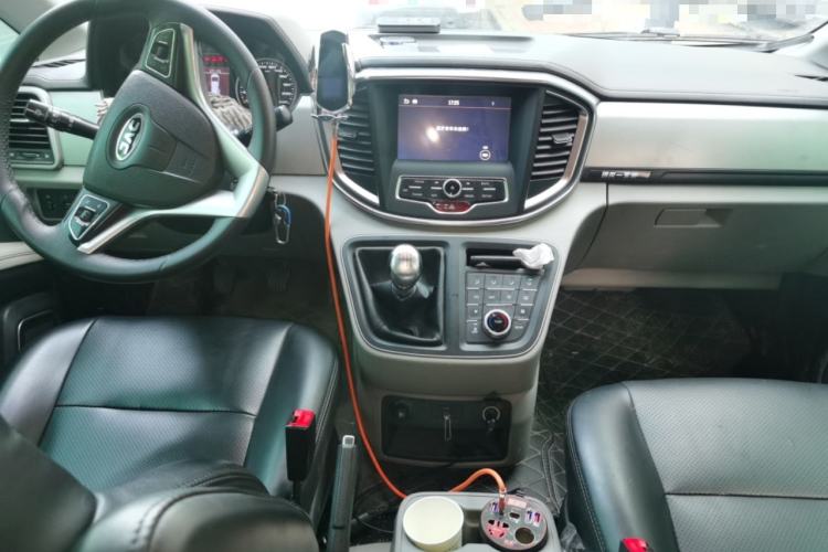 Used JAC Refine M4 2019 Business Series 1.9T Diesel Manual Business Edition Center Console