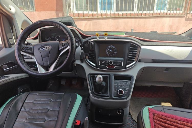 Used JAC Refine M4 2019 Business Series 2.0L Manual Business Version China V Standard Center Console