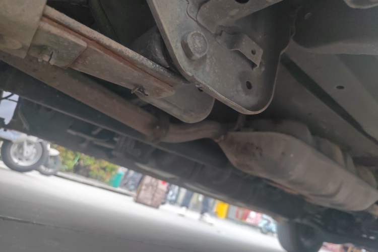 Used JAC Refine M4 2019 Joyful Series 2.0L Manual Comfort Model China VI Standard Chassis Rear Right