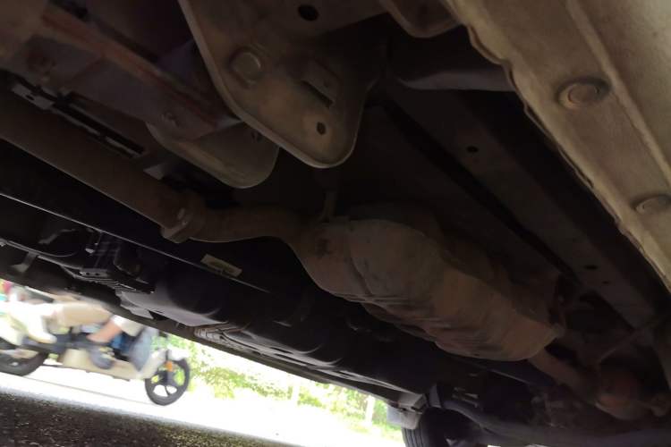 Used JAC Refine M4 2019 Joyful Series 2.0L Manual Business Model China VI Chassis Rear Right