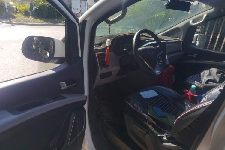 Used JAC Refine M4 2019 Business Series 2.0L Manual - China VI Standard Driver Seat