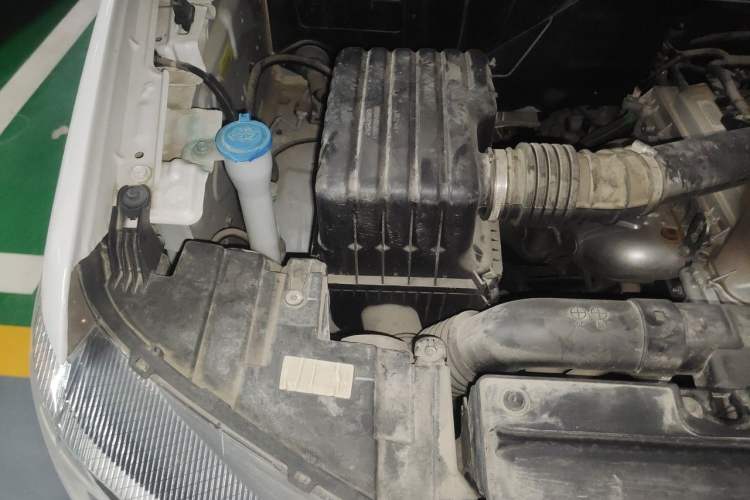 Used JAC Refine M4 2019 Business Series 2.0L Manual - China VI Standard Engine Bay Right