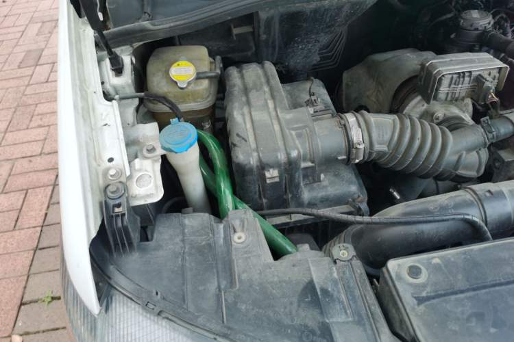 Used JAC Refine M4 2019 Business Series 1.9T Diesel Manual Business Edition Engine Bay Right