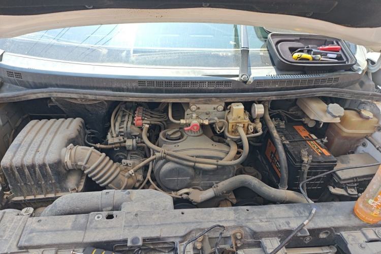 Used JAC Refine M4 2019 Business Series 2.0L Manual Business Version China V Standard Engine Bay
