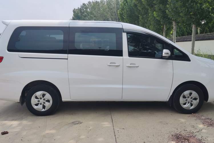 Used JAC Refine M4 2019 Business & Travel Series 2.0L Manual Speed Edition China VI Standard Exterior 5