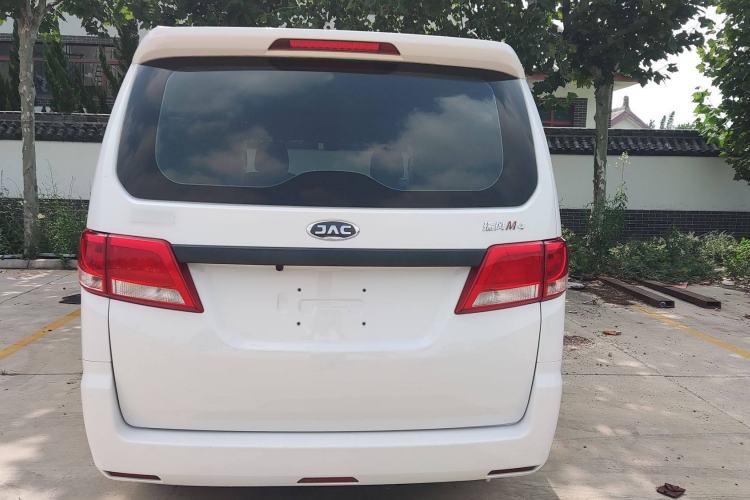 Used JAC Refine M4 2019 Business & Travel Series 2.0L Manual Speed Edition China VI Standard Exterior 7