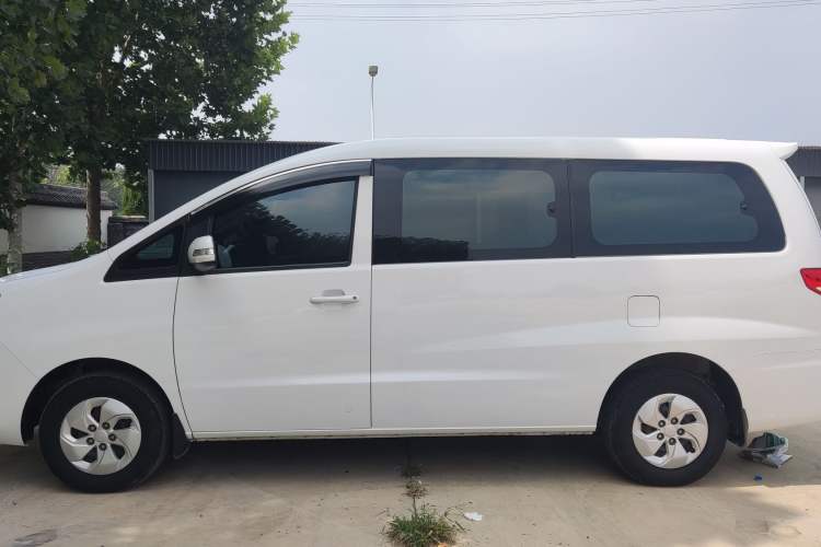Used JAC Refine M4 2019 Business & Travel Series 2.0L Manual Speed Edition China VI Standard Exterior 9