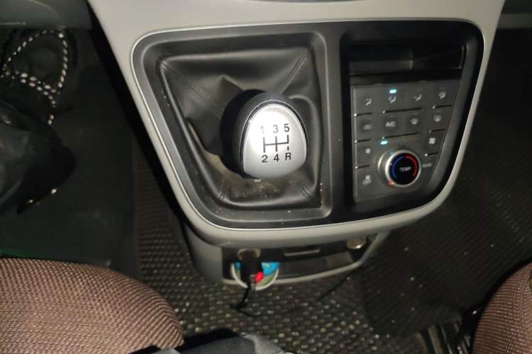 Used JAC Refine M4 2019 Business Series 2.0L Manual - China VI Standard Gear Lever