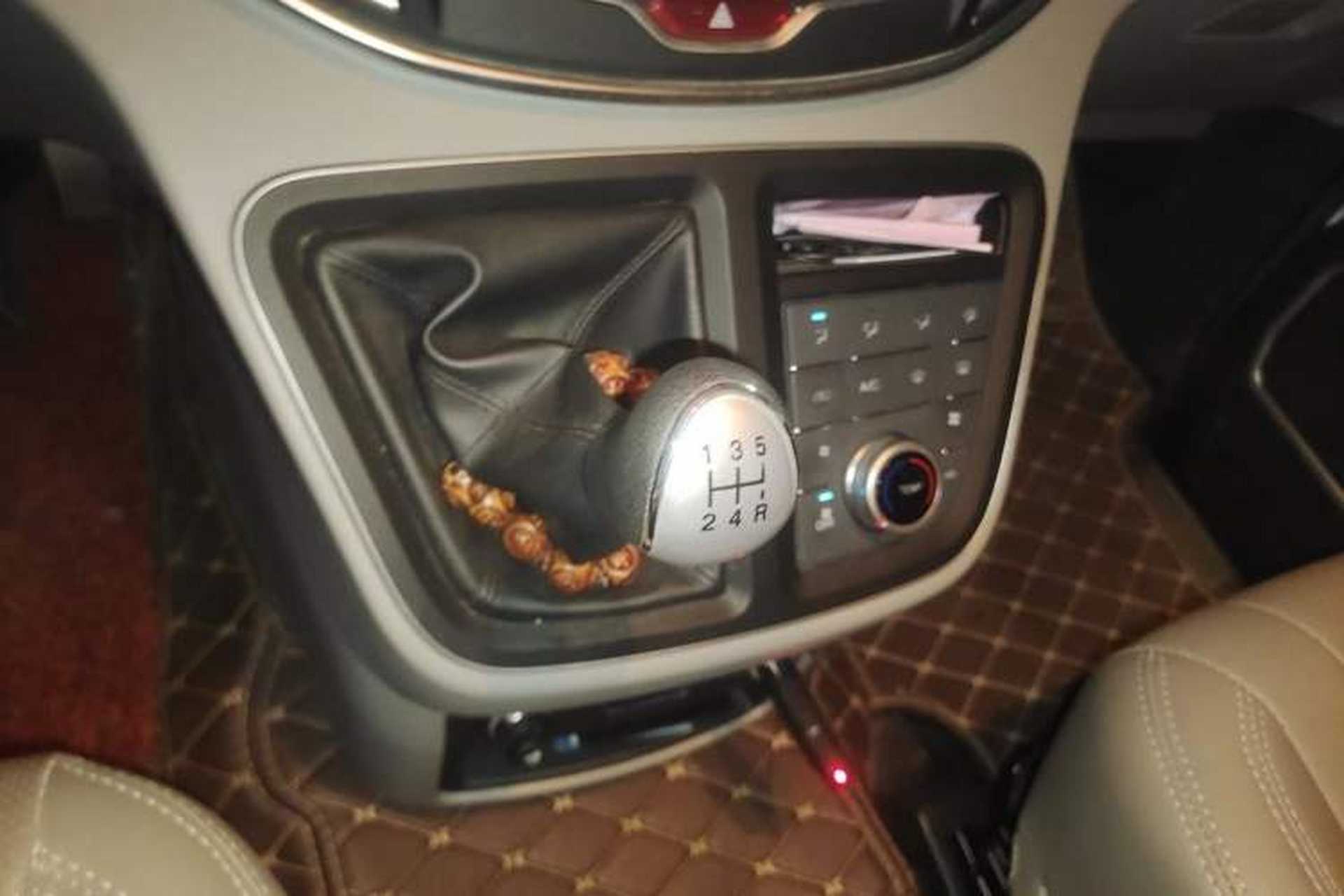 Used JAC Refine M4 2019 Business Series 2.0L Manual - China VI Standard Gear Lever