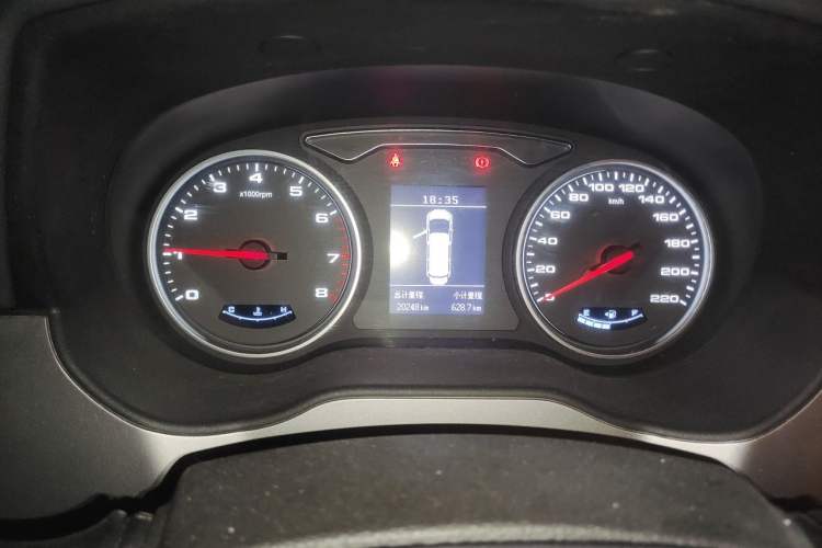 Used JAC Refine M4 2019 Business Series 2.0L Manual - China VI Standard Instrument Cluster