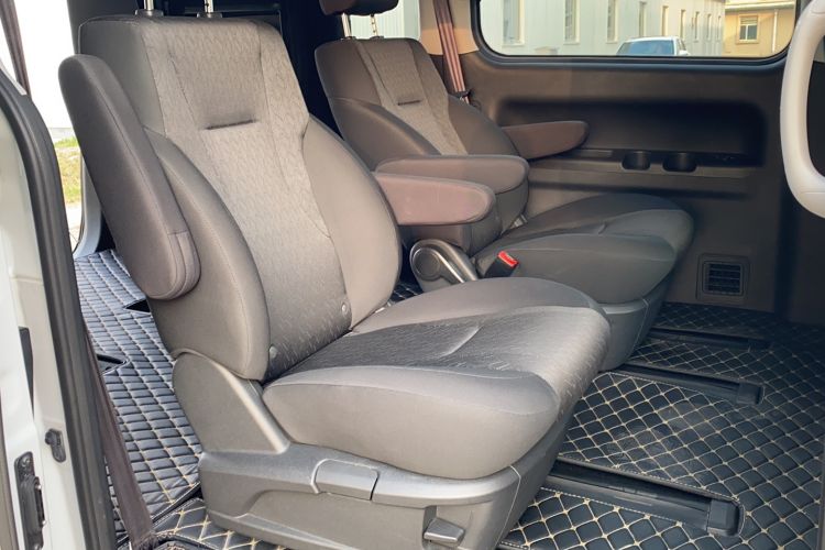 Used JAC Refine M4 2019 Business Series 2.0L Manual - China VI Standard Interior 3
