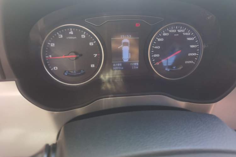 Used JAC Refine M4 2019 Business Series 2.0L Manual - China VI Standard Odometer Close Up