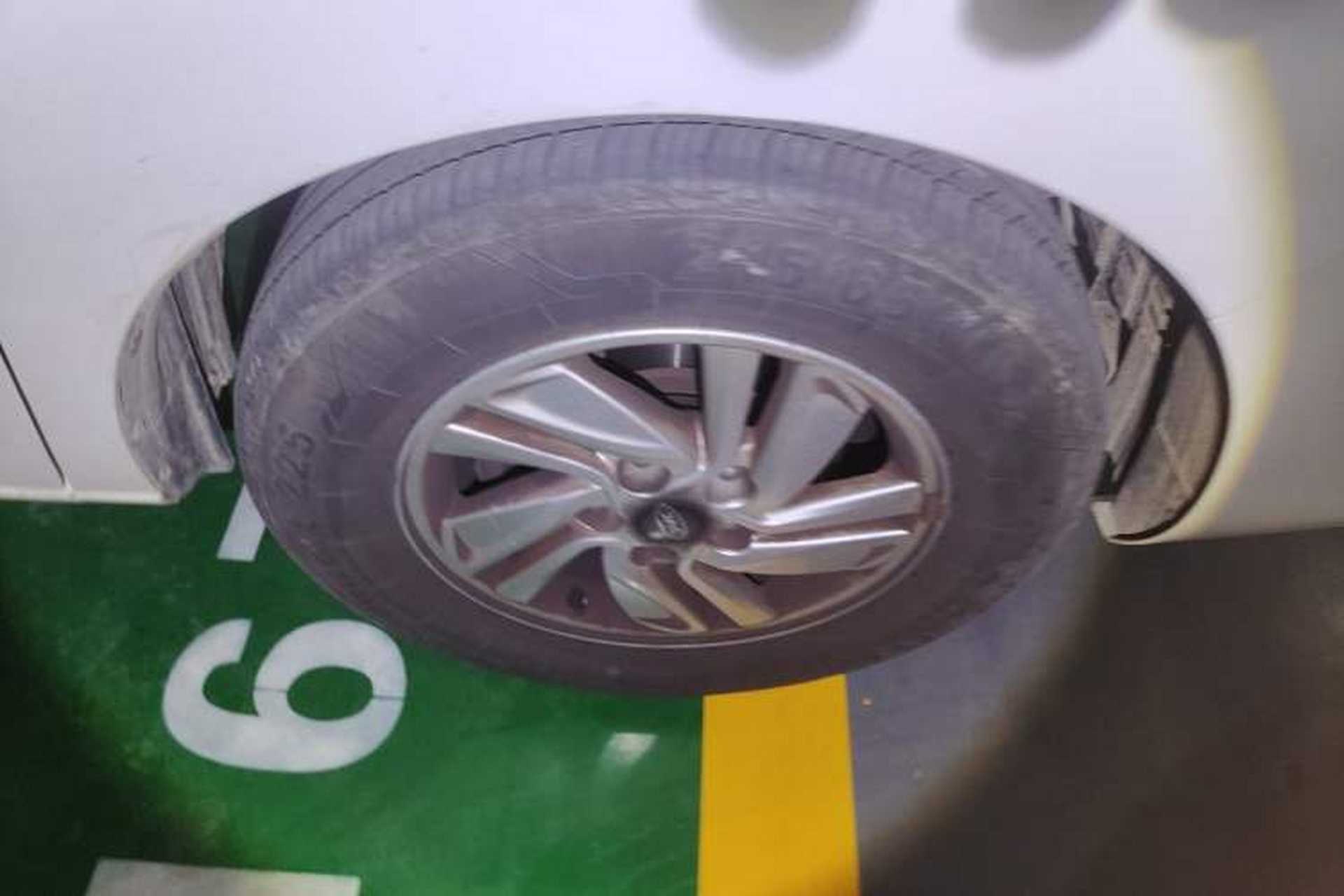 Used JAC Refine M4 2019 Business Series 2.0L Manual - China VI Standard Right Front Wheel Hub