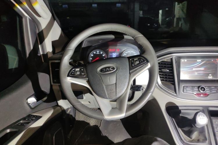 Used JAC Refine M4 2019 Business Series 2.0L Manual - China VI Standard Steering Wheel