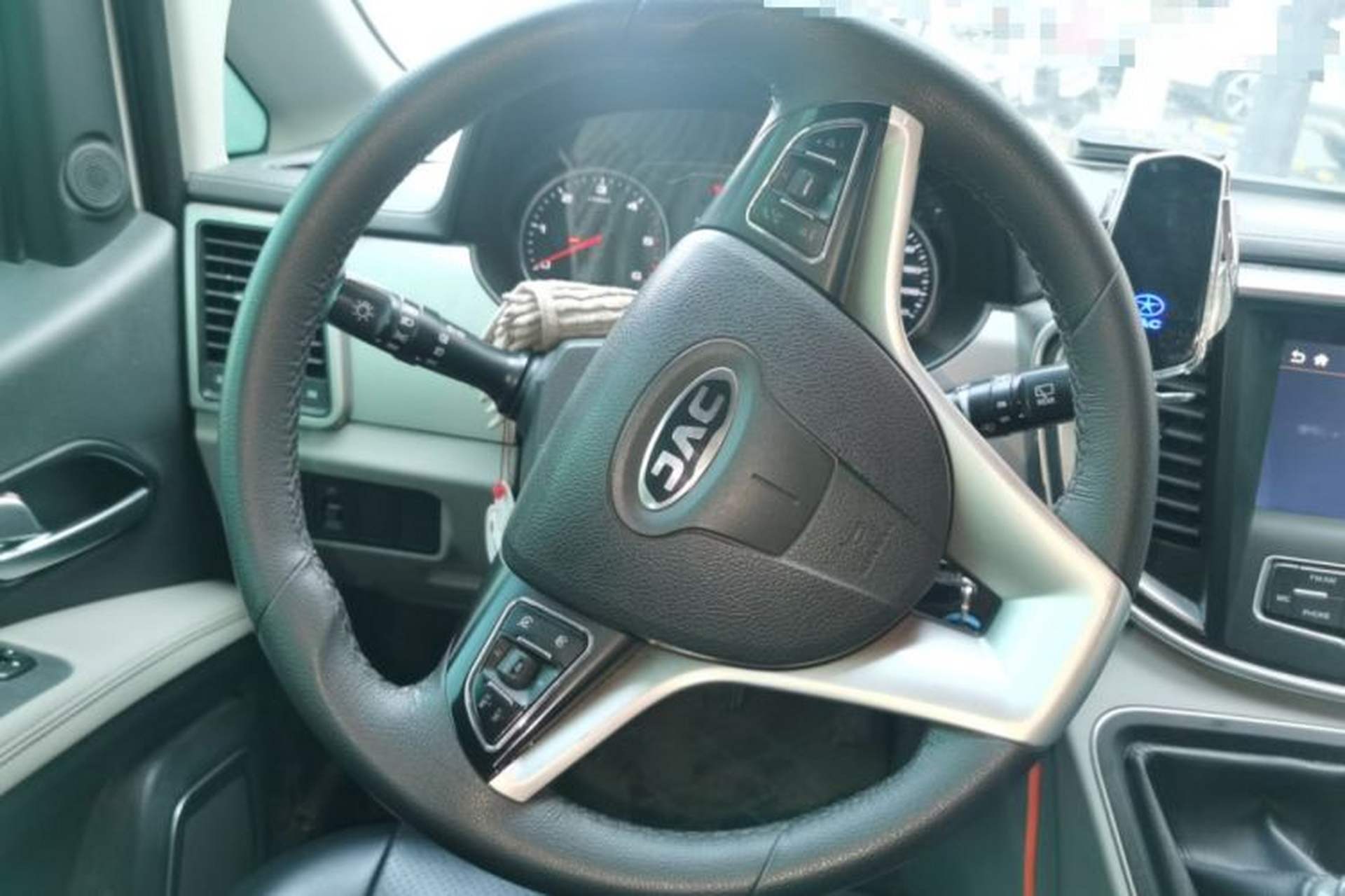 Used JAC Refine M4 2019 Business Series 1.9T Diesel Manual Business Edition Steering Wheel