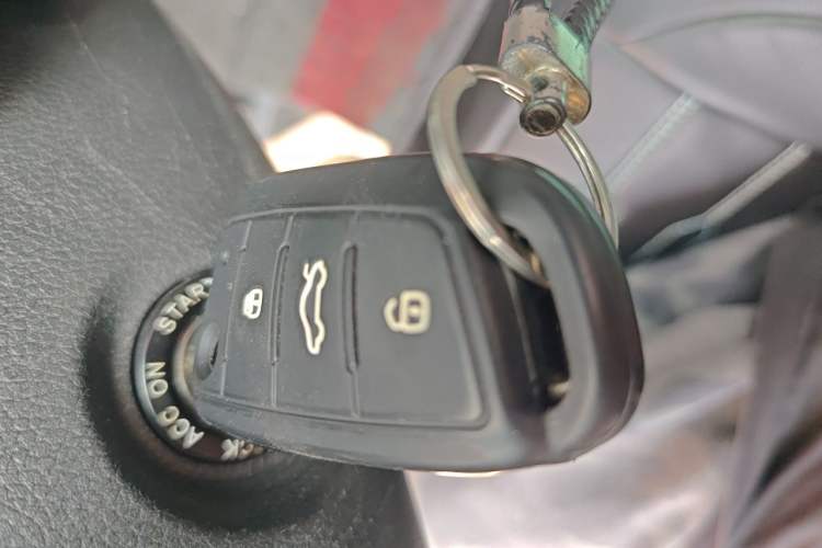 Used JAC Refine M4 2019 Business Series 2.0L Manual Business Version China V Standard Vehicle Key