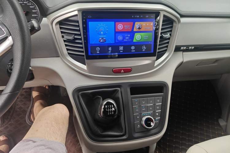Used JAC Refine M4 2020 2.0 CTI Diesel Manual JingShang Version China VI Standard Audio And AC Panel