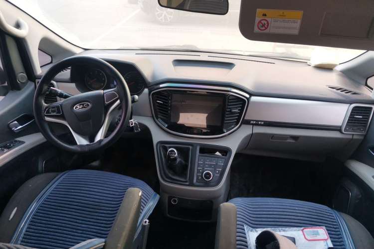 Used JAC Refine M4 2020 2.0 CTI Diesel Manual Jingrui Model China VI Standard Center Console