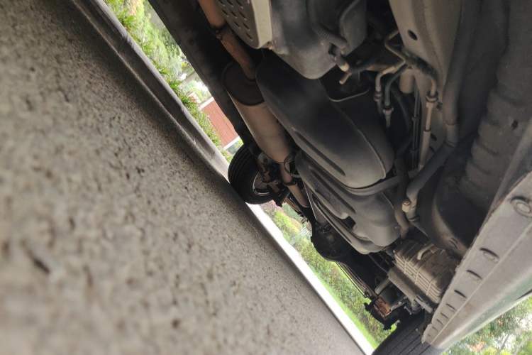 Used JAC Refine M4 2020 2.0 CTI Diesel Manual Jingrui Model China VI Standard Chassis Front Left