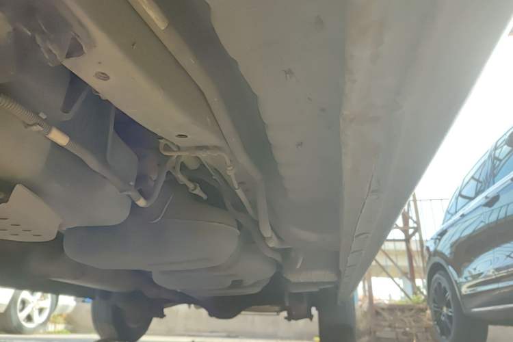 Used JAC Refine M4 2020 2.0 CTI Diesel Manual JingShang Version China VI Standard Chassis Front Left
