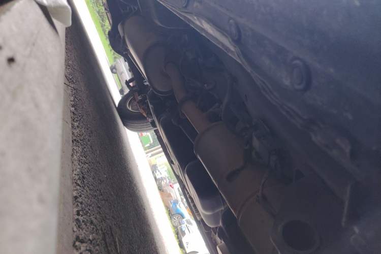 Used JAC Refine M4 2020 2.0 CTI Diesel Manual Jingrui Model China VI Standard Chassis Front Right
