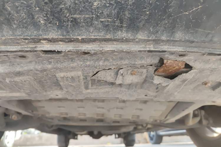 Used JAC Refine M4 2020 2.0 CTI Diesel Manual JingShang Version China VI Standard Chassis Front
