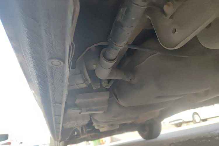 Used JAC Refine M4 2020 2.0 CTI Diesel Manual JingShang Version China VI Standard Chassis Rear Left