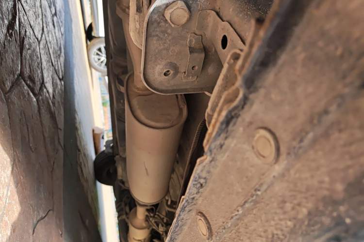 Used JAC Refine M4 2020 2.0 CTI Diesel Manual Jingrui Model China VI Standard Chassis Rear Right