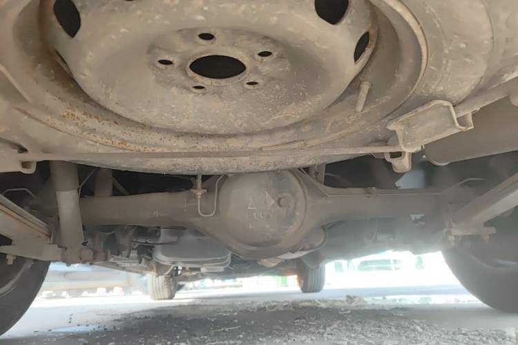 Used JAC Refine M4 2020 2.0 CTI Diesel Manual JingShang Version China VI Standard Chassis Rear