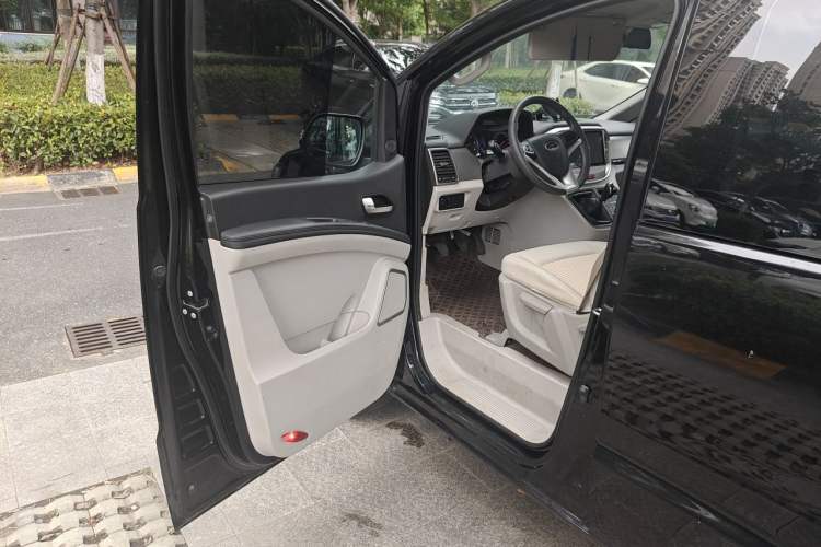 Used JAC Refine M4 2020 2.0 CTI Diesel Manual JingShang Version China VI Standard Driver Seat
