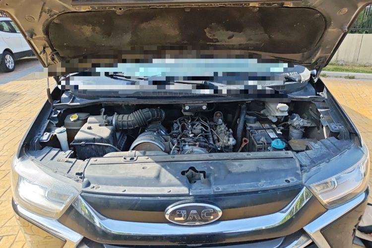 Used JAC Refine M4 2020 2.0 CTI Diesel Manual Jingrui Model China VI Standard Engine Bay