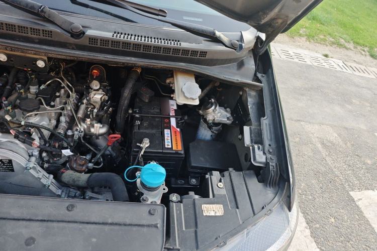 Used JAC Refine M4 2020 2.0 CTI Diesel Manual JingShang Version China VI Standard Engine Bay Left