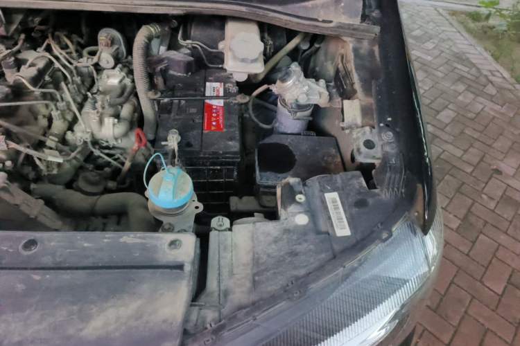 Used JAC Refine M4 2020 2.0 CTI Diesel Manual Jingrui Model China VI Standard Engine Bay Left