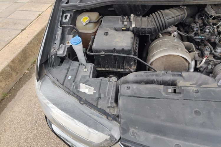 Used JAC Refine M4 2020 2.0 CTI Diesel Manual JingShang Version China VI Standard Engine Bay Right
