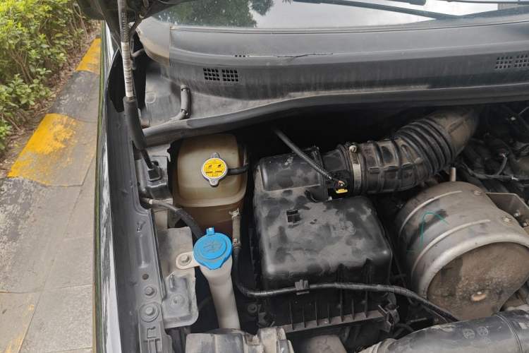 Used JAC Refine M4 2020 2.0 CTI Diesel Manual JingShang Version China VI Standard Engine Bay Right