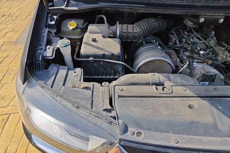 Used JAC Refine M4 2020 2.0 CTI Diesel Manual Jingrui Model China VI Standard Engine Bay Right
