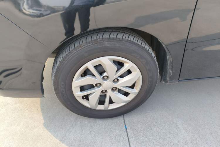Used JAC Refine M4 2020 2.0 CTI Diesel Manual Jingrui Model China VI Standard Exterior 3