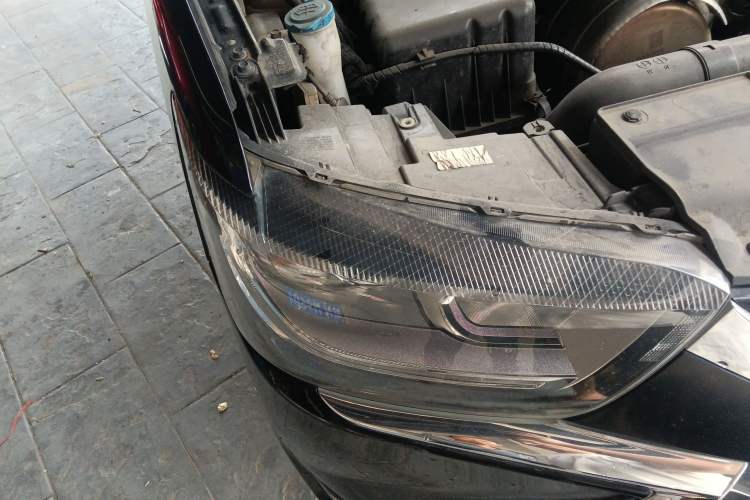 Used JAC Refine M4 2020 2.0 CTI Diesel Manual Jingrui Model China VI Standard Exterior 6