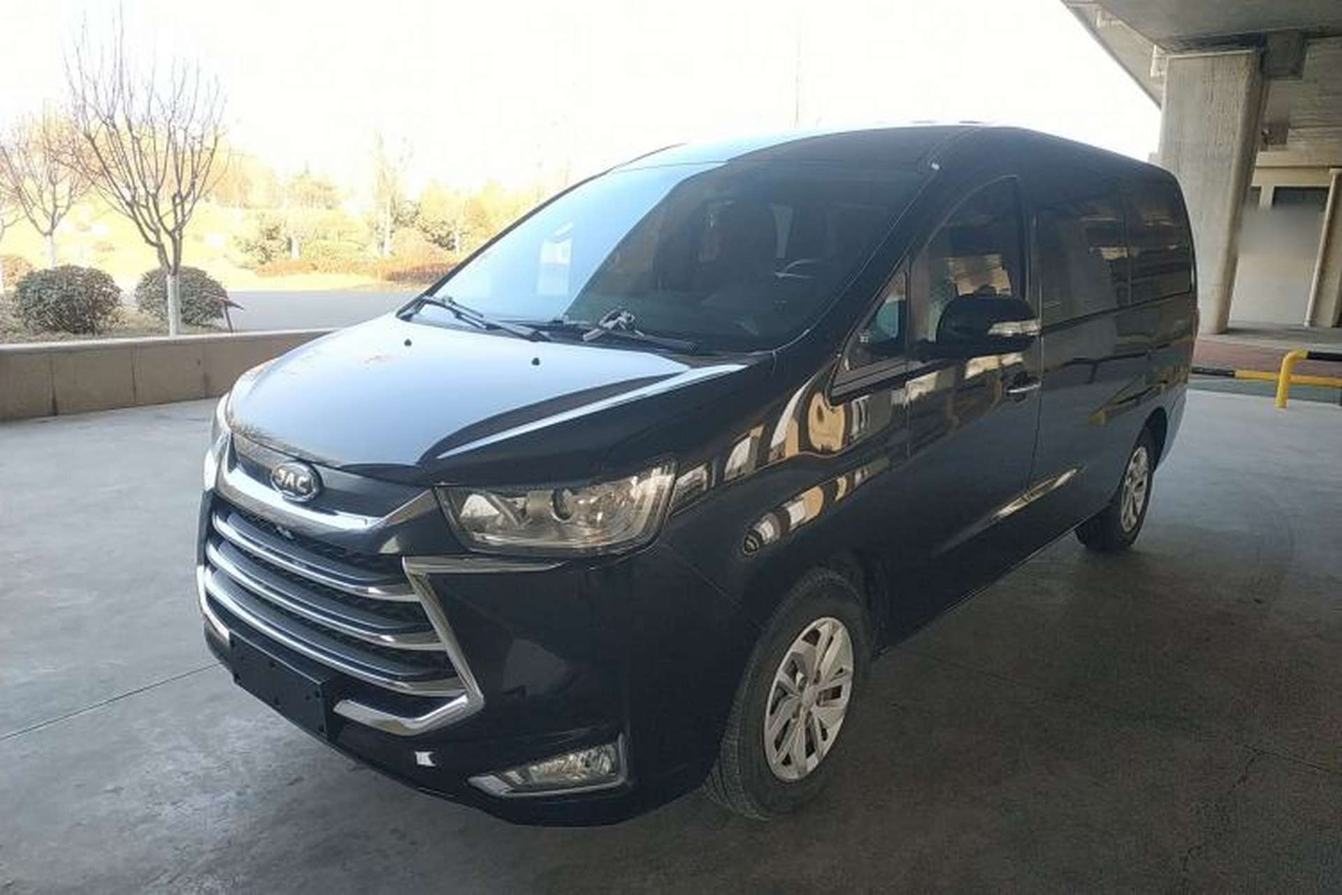 Used JAC Refine M4 2020 2.0 CTI Diesel Manual Jingrui Model China VI Standard Front Left 45 Deg