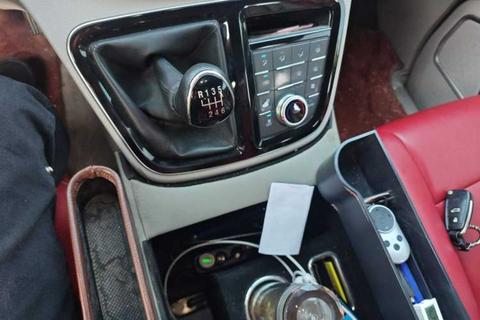 Used JAC Refine M4 2020 2.0 CTI Diesel Manual JingShang Version China VI Standard Gear Lever