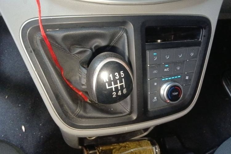 Used JAC Refine M4 2020 2.0 CTI Diesel Manual Jingrui Model China VI Standard Gear Lever