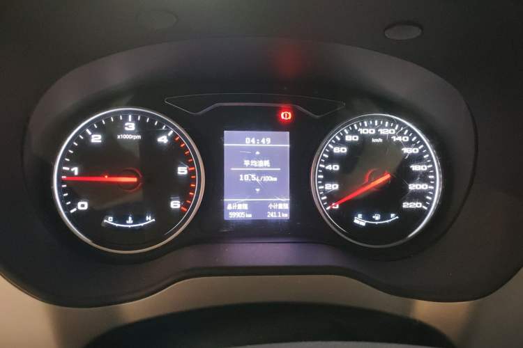 Used JAC Refine M4 2020 2.0 CTI Diesel Manual Jingrui Model China VI Standard Instrument Cluster