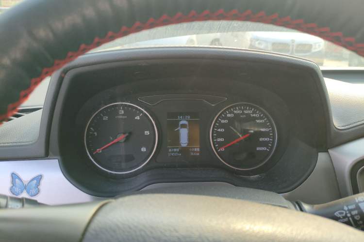 Used JAC Refine M4 2020 2.0 CTI Diesel Manual Jingrui Model China VI Standard Instrument Cluster