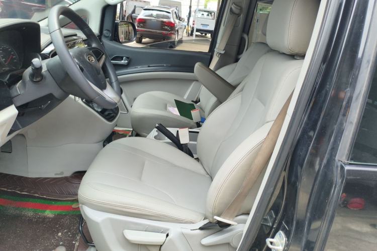Used JAC Refine M4 2020 2.0 CTI Diesel Manual Jingrui Model China VI Standard Left Front Seat