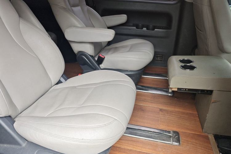 Used JAC Refine M4 2020 2.0 CTI Diesel Manual Jingrui Model China VI Standard Left Rear Seat