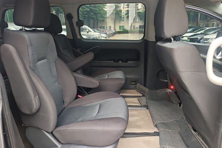 Used JAC Refine M4 2020 2.0 CTI Diesel Manual Jingrui Model China VI Standard Left Rear Seat