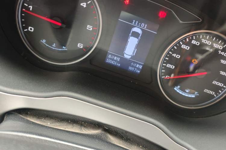 Used JAC Refine M4 2020 2.0 CTI Diesel Manual Jingrui Model China VI Standard Odometer Close Up