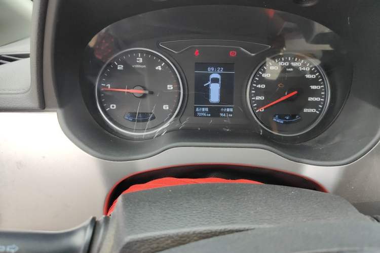 Used JAC Refine M4 2020 2.0 CTI Diesel Manual JingShang Version China VI Standard Odometer Close Up